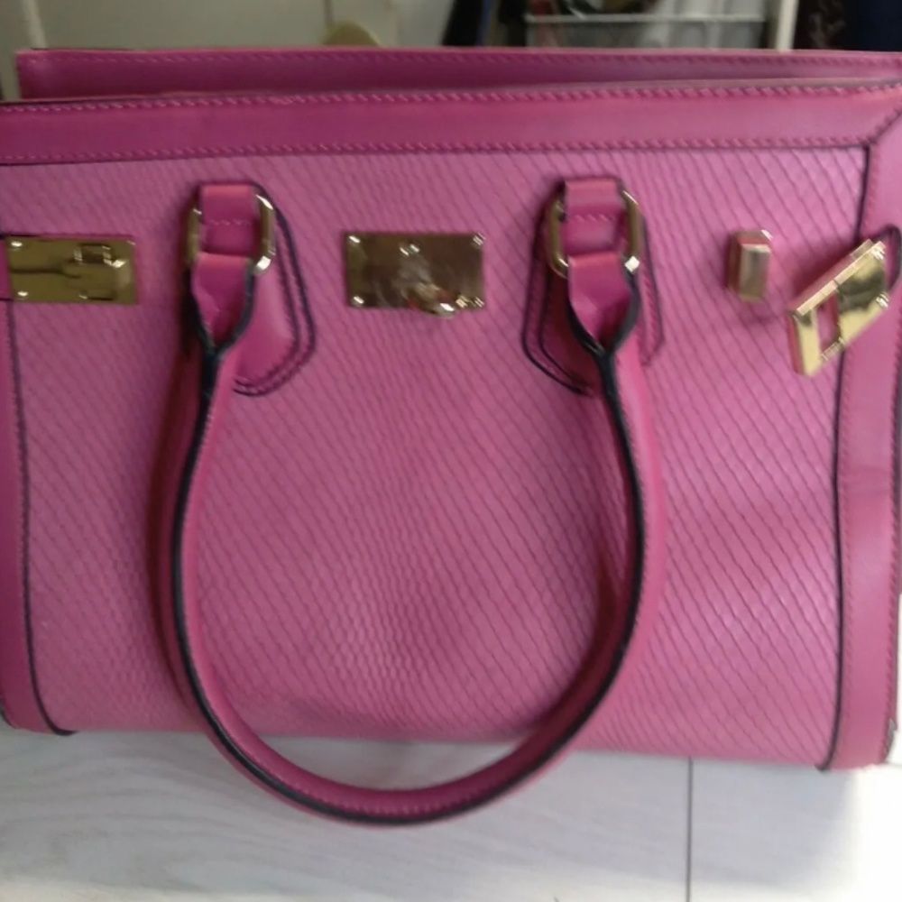 Pre-owned VN ALDO leather Fashion Shoulder Bag Pink Large bag for women.